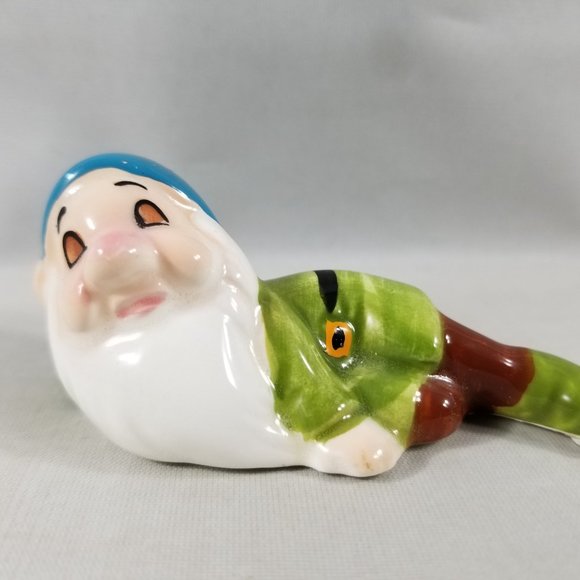 Vintage Walt Disney Productions Sleepy Figurine Snow White Dwarf Ceramic - Picture 3 of 13